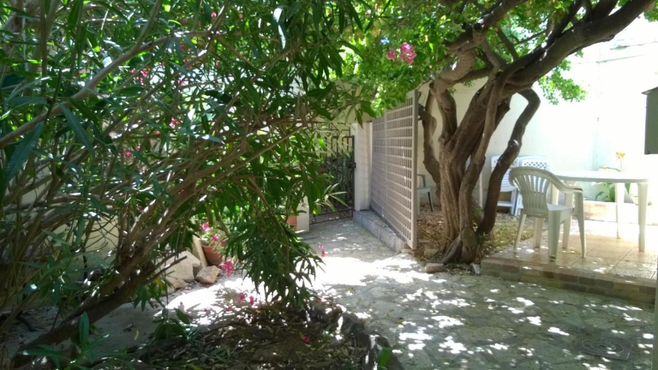 Logement Climatise Avec Jardin Et Parking Pour 2 Personnes En Bord De Plage La Ciotat Exterior foto